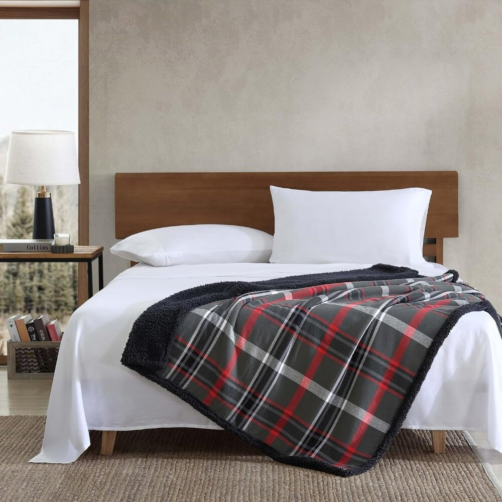 Eddie Bauer Plush Sherpa Fleece Throw Reversible Cozy Plaid Flannel Blanket NEW